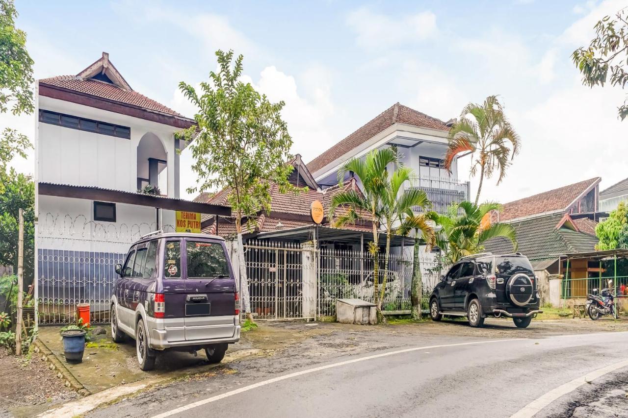 Spot On 90797 Sukun Syariah Homestay Malang Exterior foto