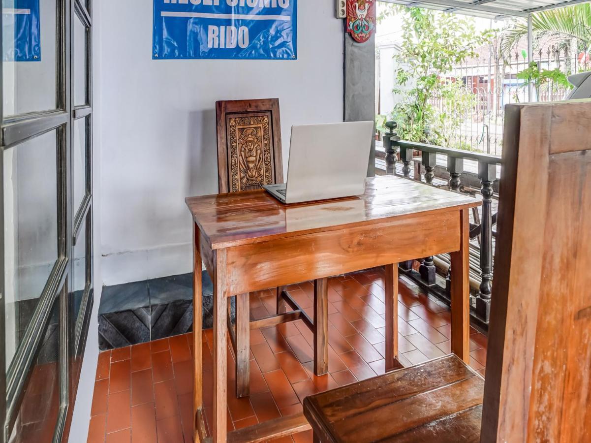Spot On 90797 Sukun Syariah Homestay Malang Exterior foto