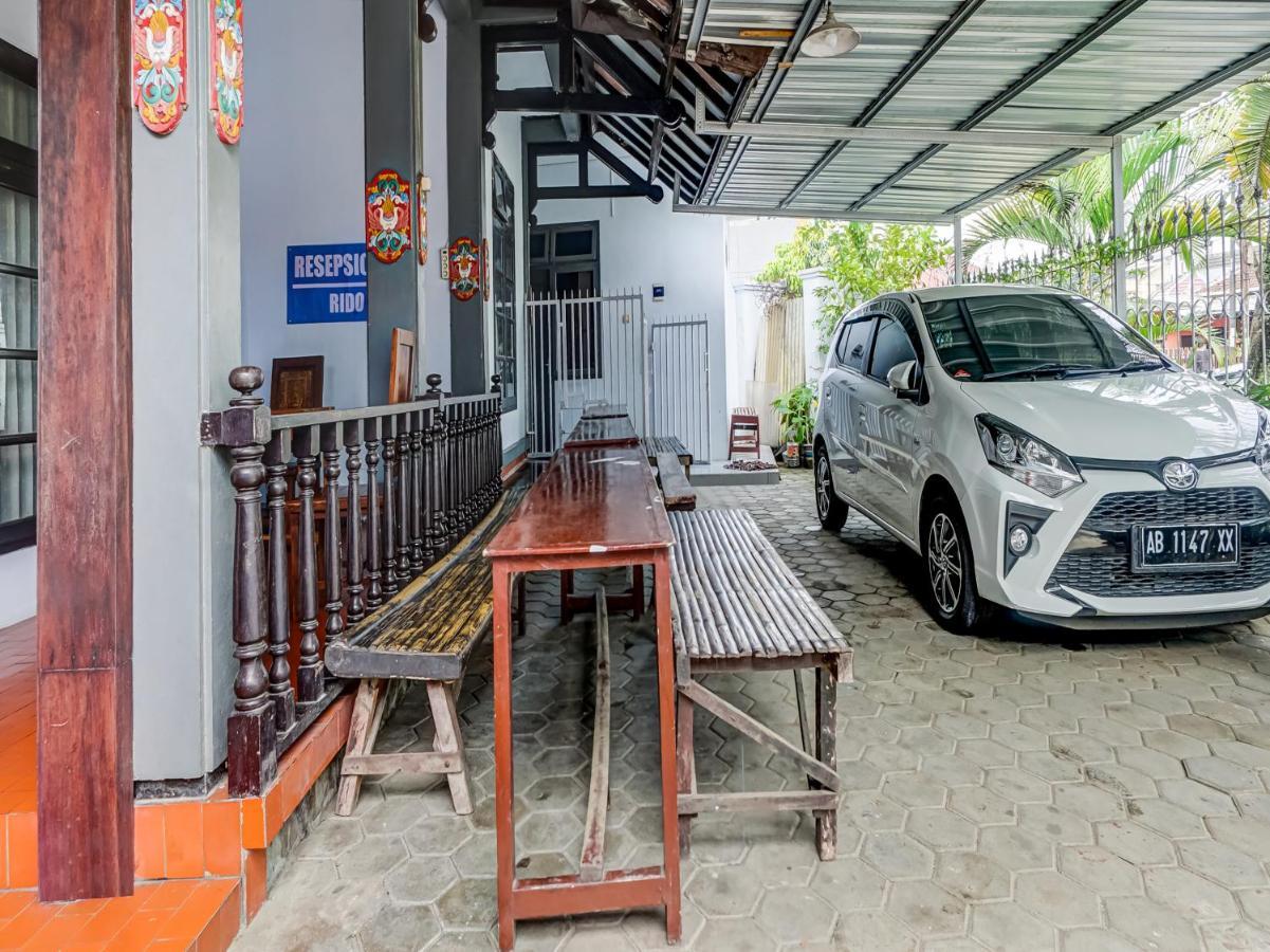 Spot On 90797 Sukun Syariah Homestay Malang Exterior foto